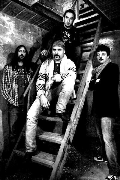 Smokey Fingers www.therockpit.net interview 2011